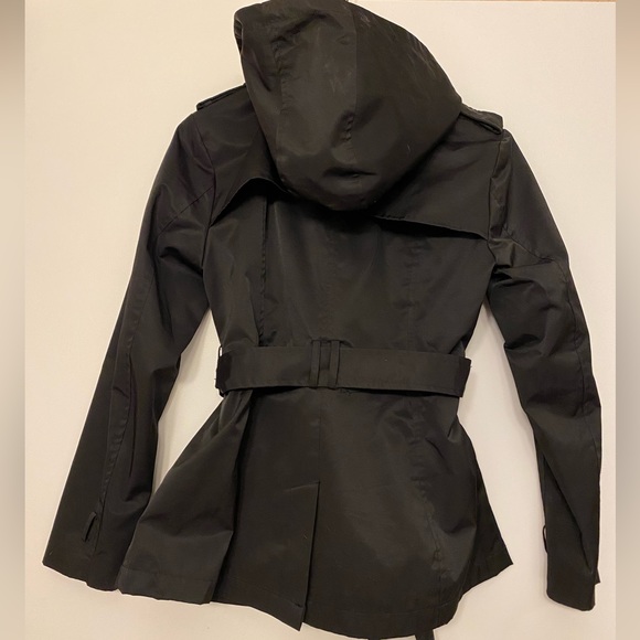 Madden Girl - US M - waist length button up trench - Picture 2 of 4